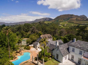 Akamah Estate